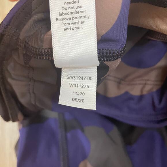 Athleta Ultimate Stash Printed 7/8 Tight Leggings Camo Multicolor XXS - Picture 8 of 12